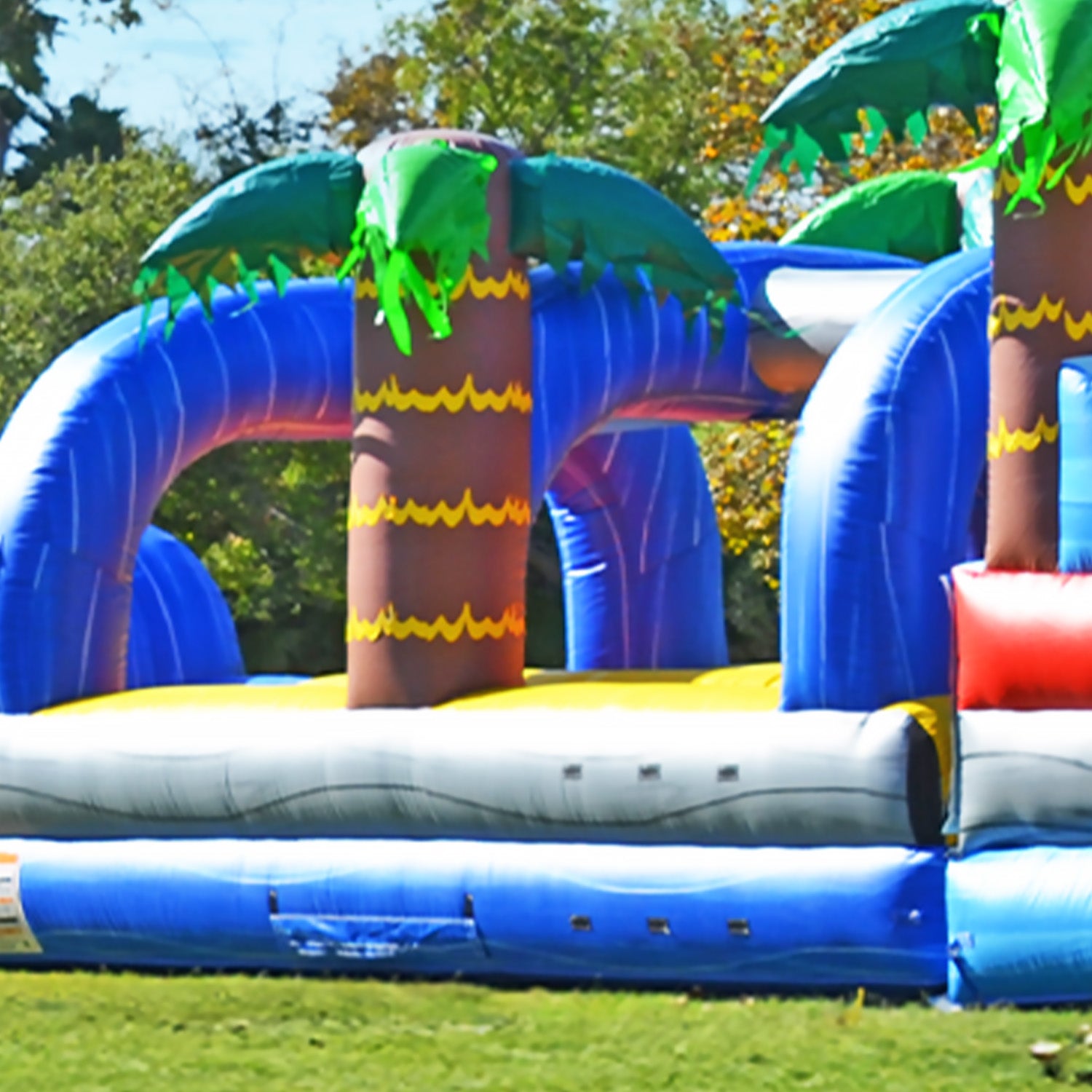 SHARK OBSTACLE + BOUNCER