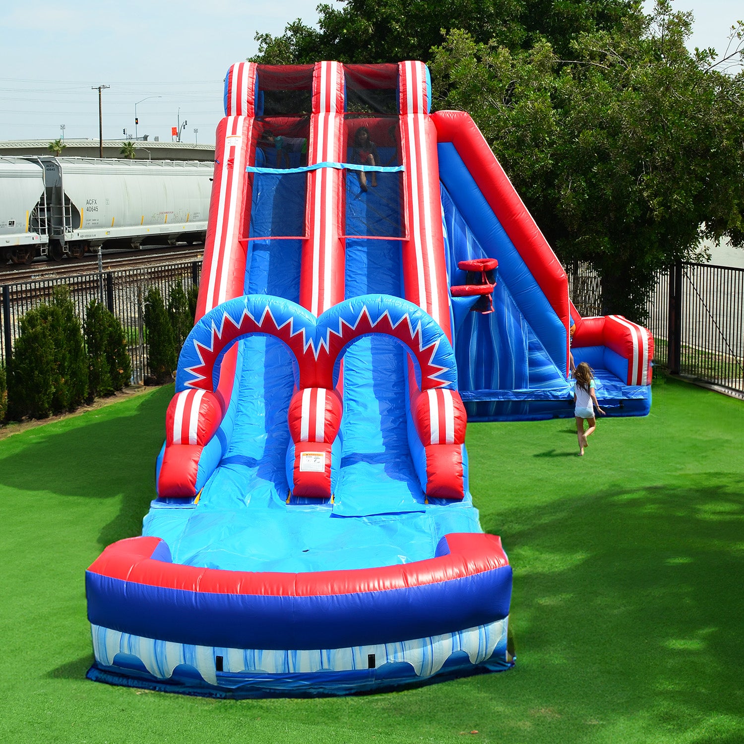 FLASH 20 FT DUAL LANE SLIDE (5 IN 1) WITH POP OUT FUN SLIP N SLIDE