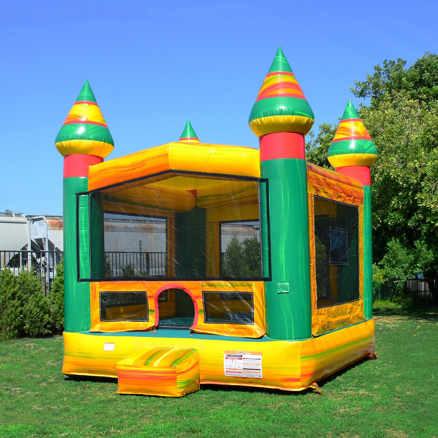 FIESTA 13' X 13' BOUNCE HOUSE