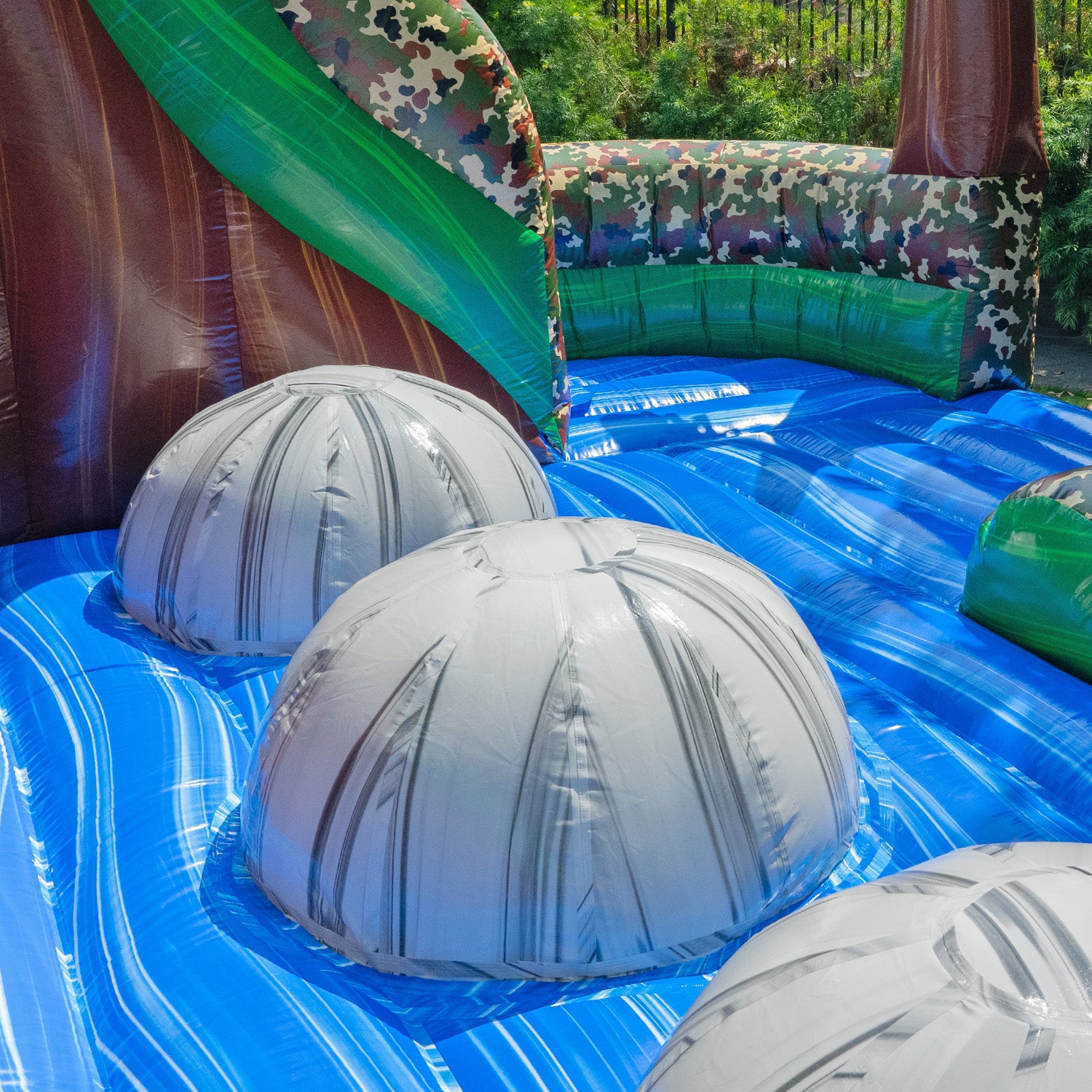 BATTLEFIELD 19 FT SLIDE WET DRY OBSTACLE