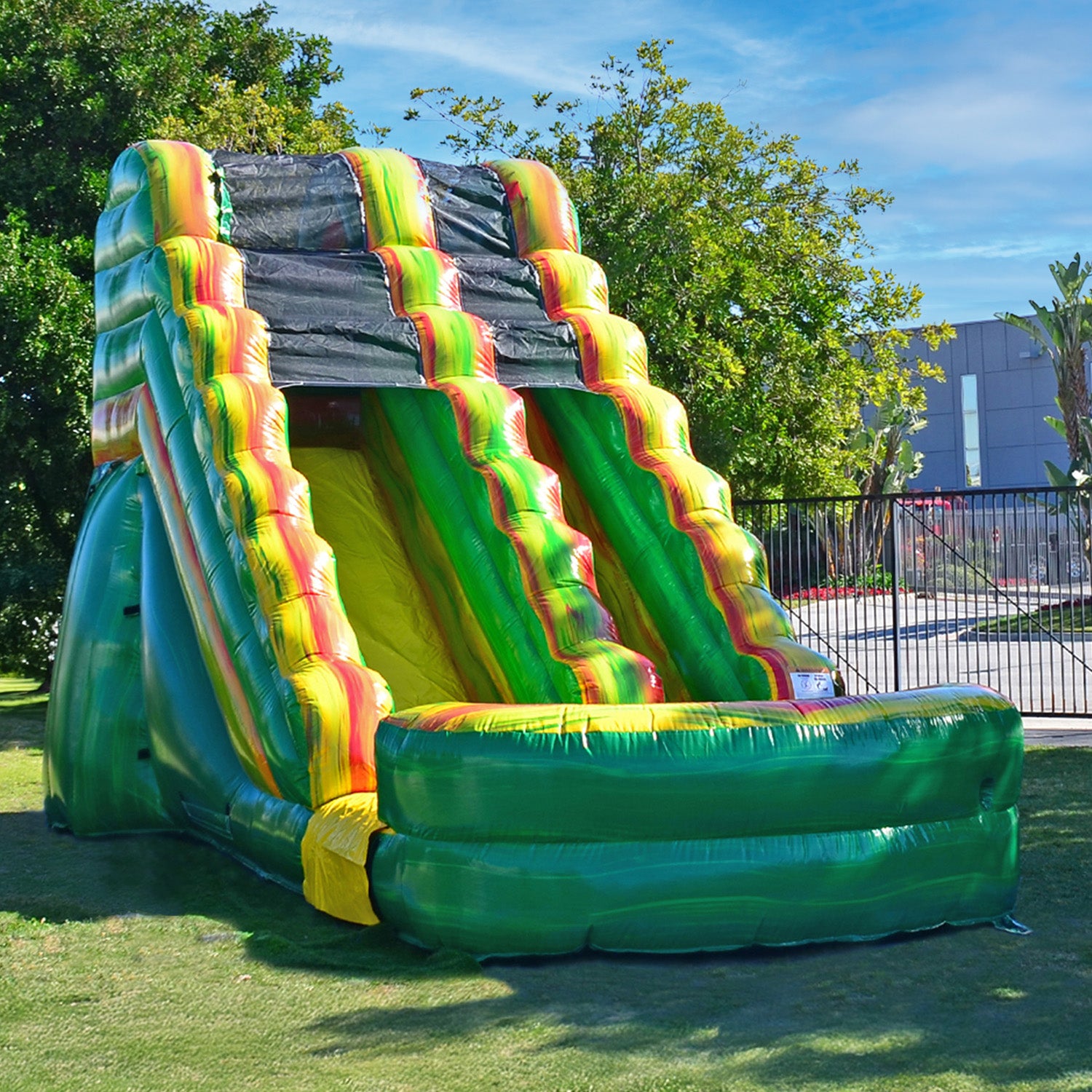 AMAZON RIVER 15 FT SLIDE