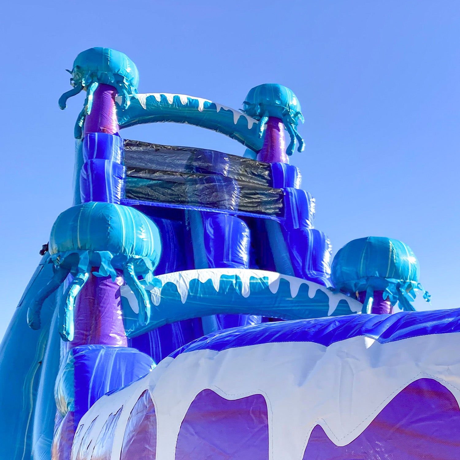 ELECTRIC 19 FT SLIDE