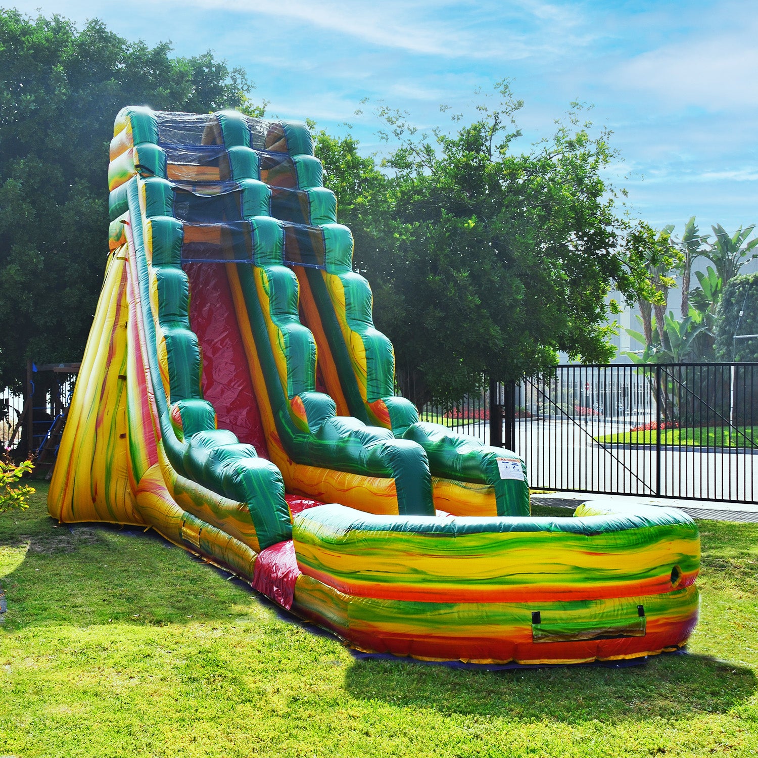 FIESTA 19 FT SLIDE
