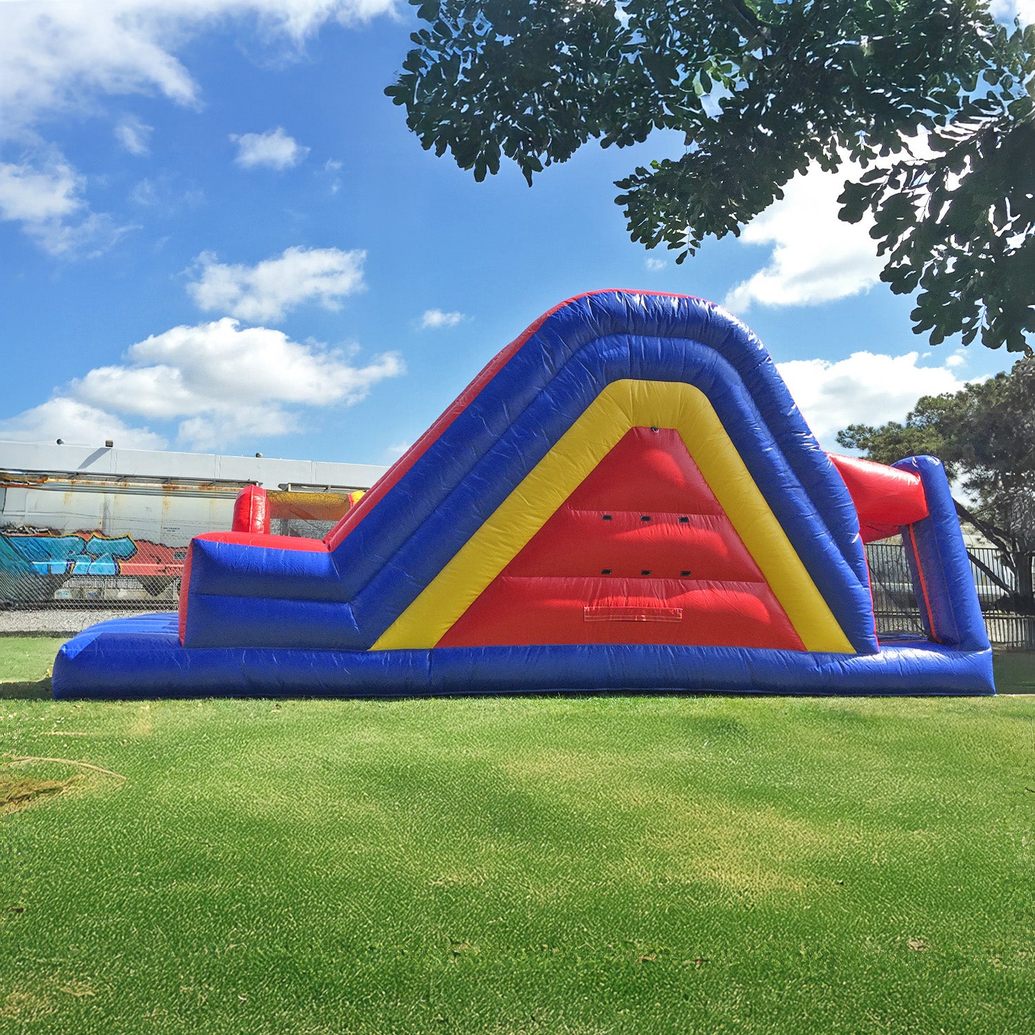30 ft RAINBOW XTREME OBSTACLE