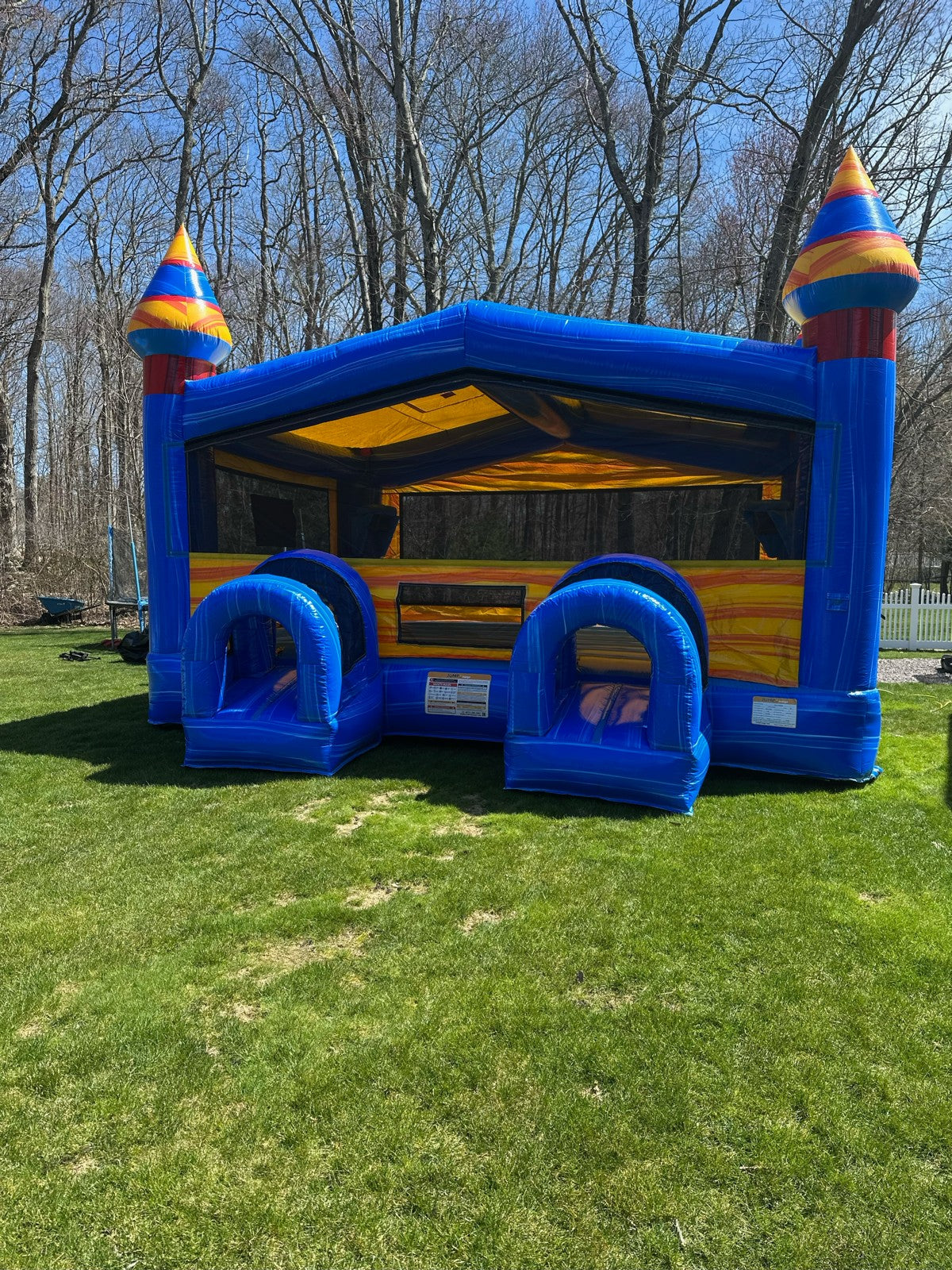 Melting Arctic XL Bounce House