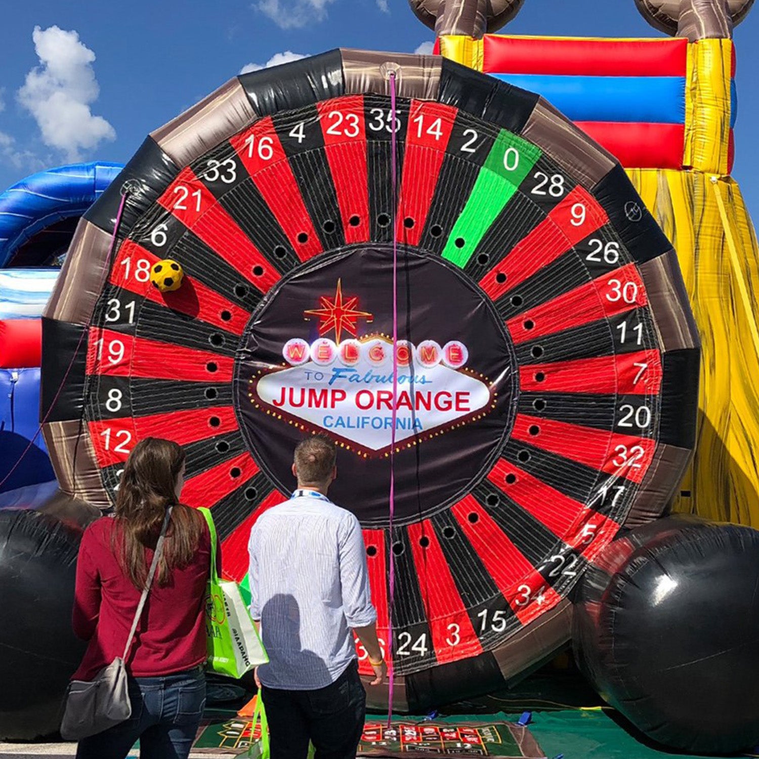 MULTI-USE 16 FT ROULETTE DART/MOVIE SCREEN/SIDE GAMES