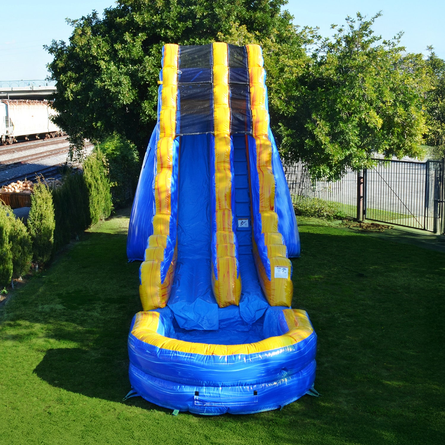 MELTING ARCTIC 19 FT SLIDE