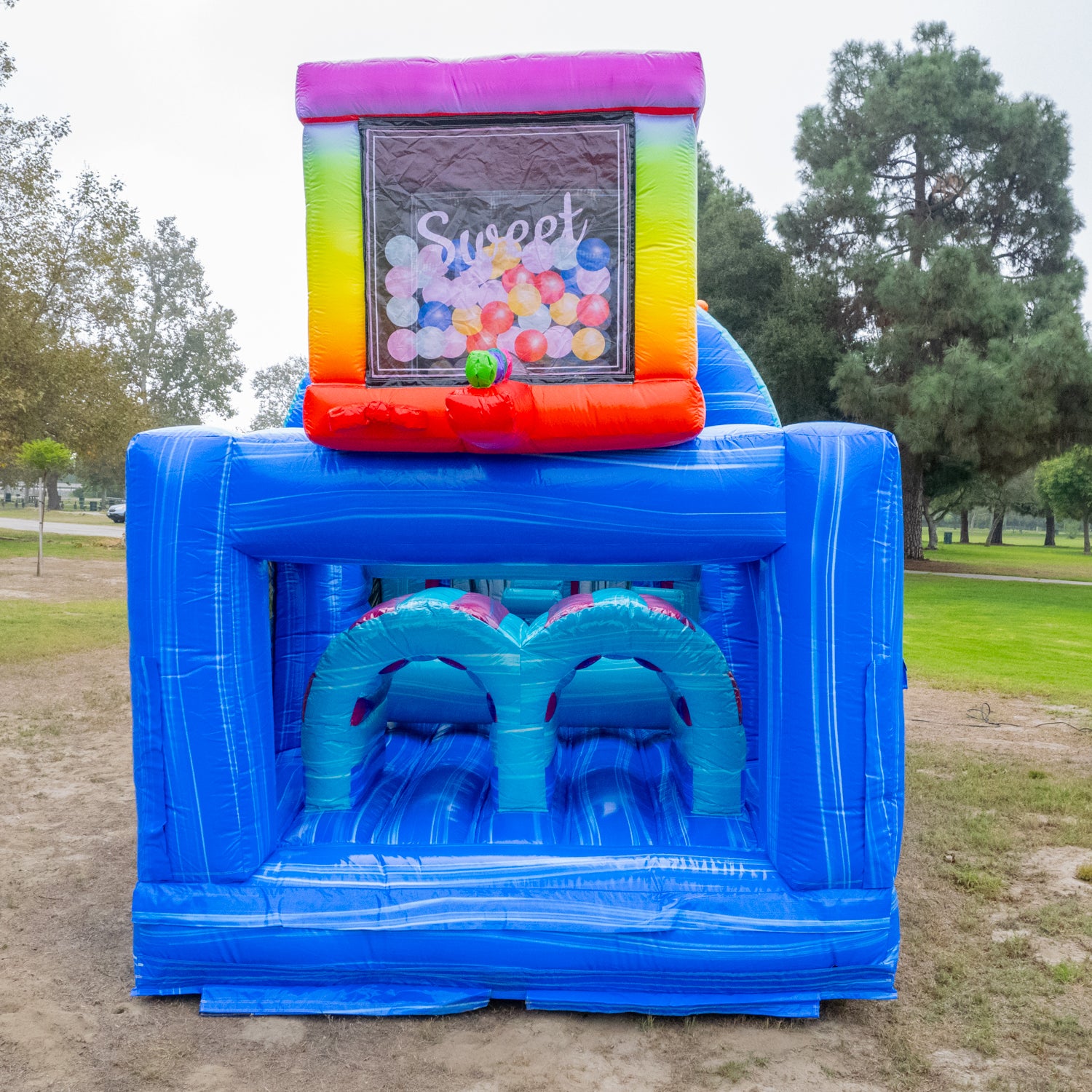 GUMMY BEARS 46 FT EXTENDED WET DRY OBSTACLE