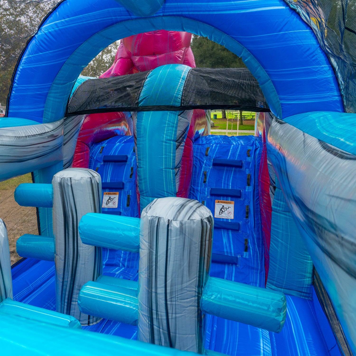 GUMMY BEARS 46 FT EXTENDED WET DRY OBSTACLE
